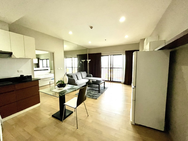 ให้เช่าคอนโด โนเบิล รีวิล พื้นที่ 45 ตร.ม. 1 ห้องนอน เช่า 30,000 บ/ด