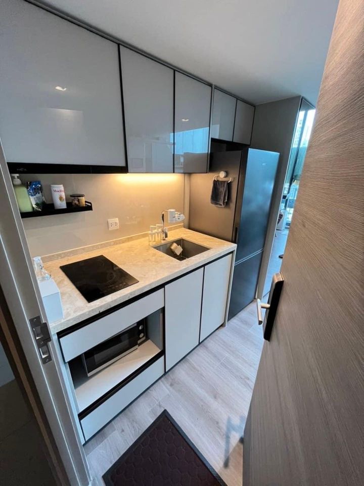 ให้เช่าคอนโด เดอะ รีเซิร์ฟ พหล - ประดิพัทธ์ 38 ตรม. Duplex 1 ห้องนอน เช่า 22,000 /เดือน