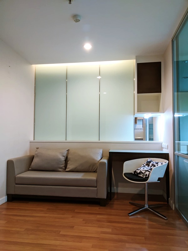 ให้เช่าคอนโด ลุมพินี พาร์ค ริเวอร์ไซด์-พระราม 3 พื้นที่ 28 ตร.ม. 1 ห้องนอน เช่า 11,000 บ/ด