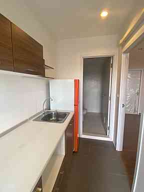 ขายคอนโด เดอะ ทรี อินเตอร์เชนจ์ พื้นที่ 60 ตร.ม. 2 ห้องนอน 2 ห้องน้ำ ขาย 5.6 ล้านบาท