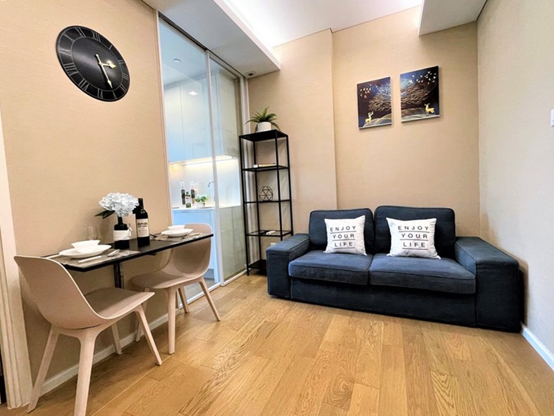 ให้เช่าคอนโด เดอะ เซนต์ เรสิเดนเซส พื้นที่ 30 ตร.ม. 1 ห้องนอน เช่า 16,000 บาท/เดือน