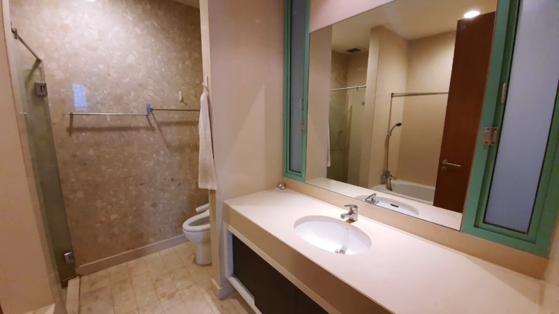 ขายคอนโด ชาเทรียม ริเวอร์ไซด์ เรสซิเด้นท์ พื้นที่ 252 ตร.ม. 4 ห้องนอน ขาย 44 ล้านบาท