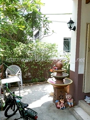 ให้เช่าบ้านแฝด 2 ชั้น หมู่บ้าน พร้อมพัฒน์ รามอินทรา 1 พื้นที่ 35 ตร.วา