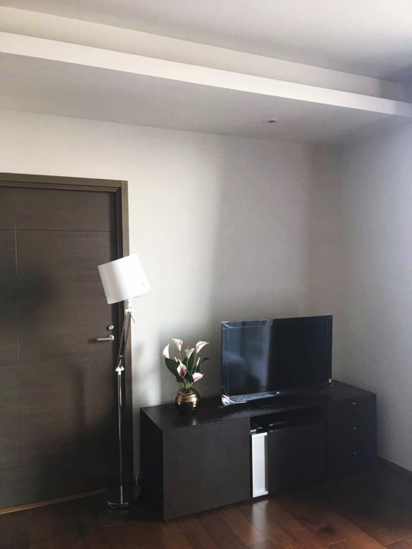 ให้เช่าคอนโด ควอทโทร บาย แสนสิริ พื้นที่ 55 ตร.ม. 1 ห้องนอย