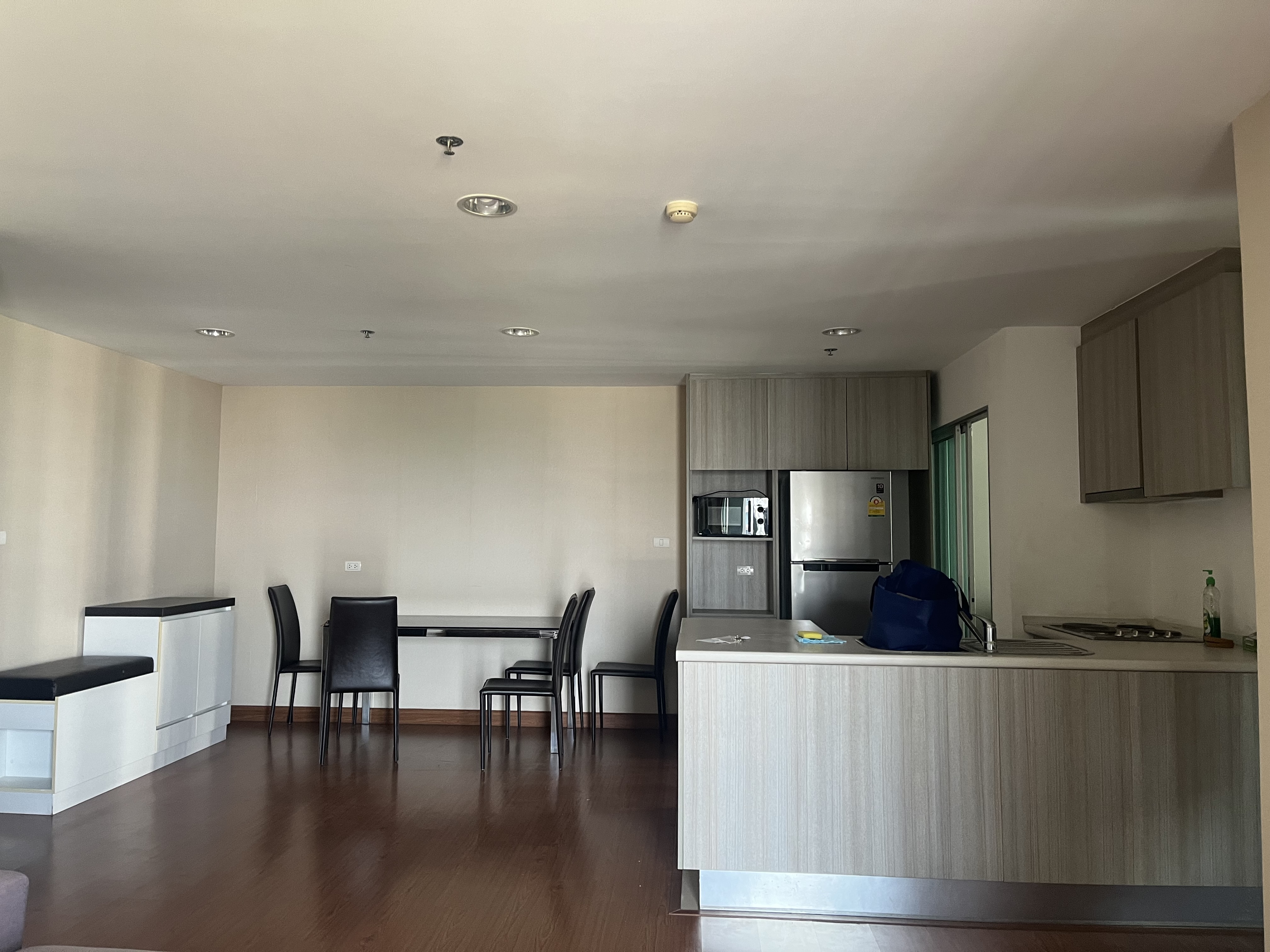 ขายคอนโด เบลล์ แกรนด์ พระราม 9 พื้นที่ 77 ตร.ม. 2 ห้องนอน ขาย 6.7 ล้า