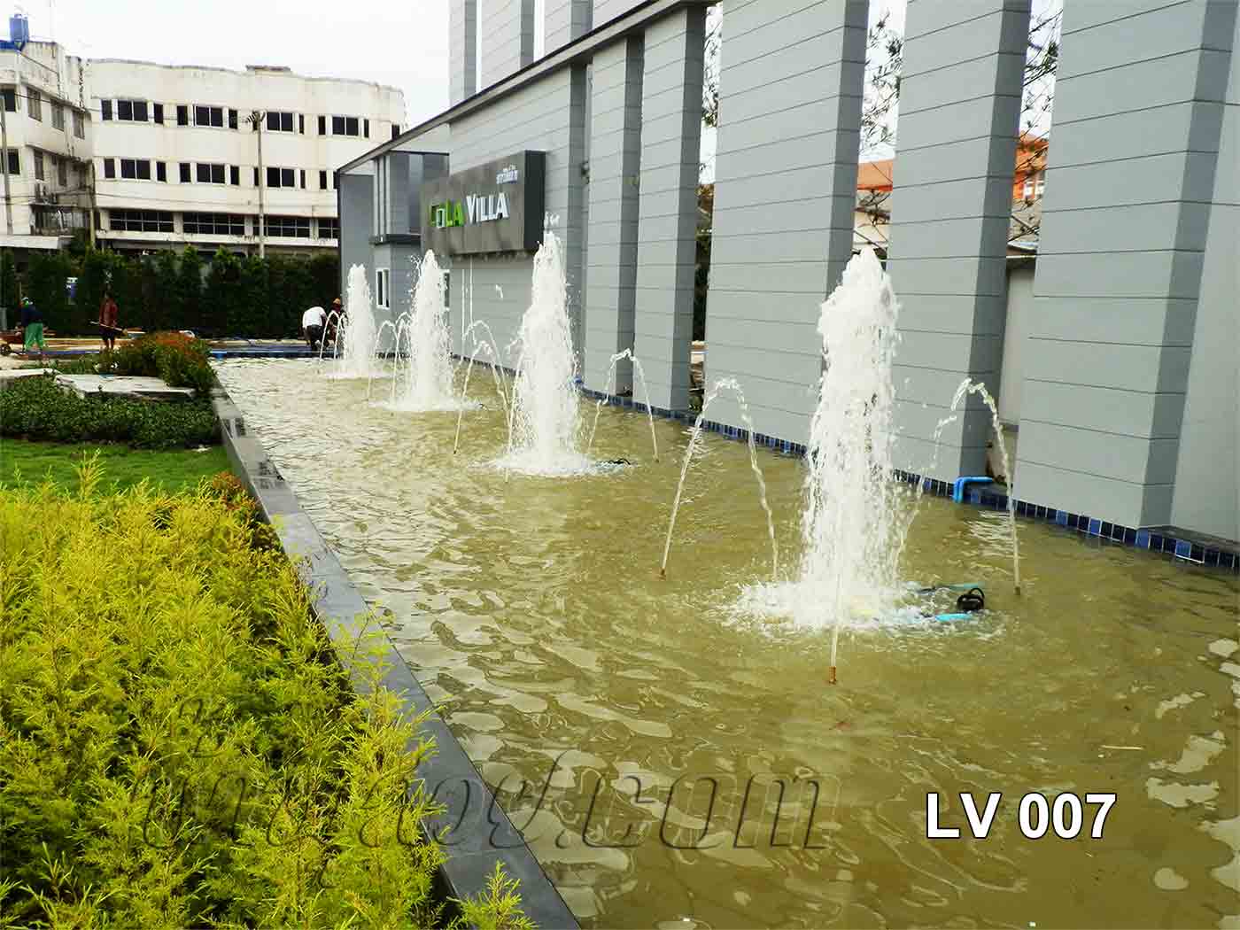 น้ำพุหน้าโครงการ LA VILLA โครงการบ้านหรู สไตล์โมเดิร์น วังน้อย อยุธยา