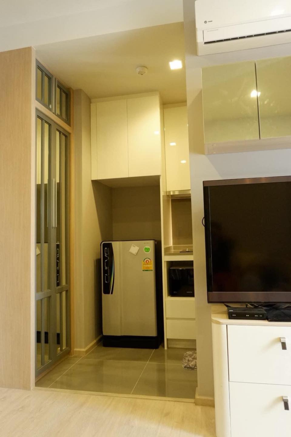 ให้เช่า คอนโด เอ็ม ทองหล่อ 10 พื้นที่ 29 ตร.ม 1 ห้องนอน ราคา 20,000 บาท/เดือน