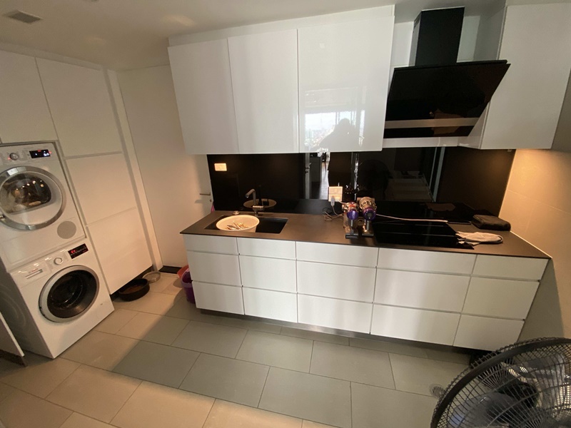 ขายคอนโด เดอะ เม็ท 198 ตร.ม. 3 ห้องนอน ขาย 42.5 ล้านบาท