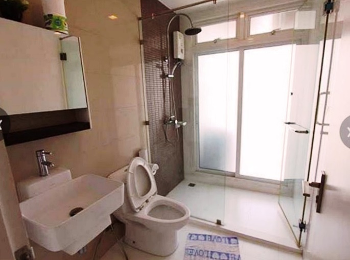 ให้เช่าคอนโด เดอะ บลูม สุขุมวิท 71 พื้นที่ 35 ตรม. 1 ห้องนอน เช่า 13,000 บาท/เดือน