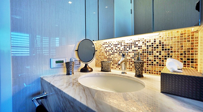 ขายคอนโด เซอร์เคิล ลิฟวิ่ง โปรโตไทพ์ พื้นที่ 78 ตร.ม. 2 ห้องนอน ขาย 18.9 ล้านบาท