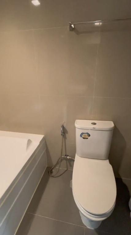 ขาย/ให้เช่า ไอดีโอ สุขุมวิท 93 พื้นที่ 34 ตรม. 1 ห้องนอน เช่า 21,000 บาท ขาย 5.55 ล้านบาท