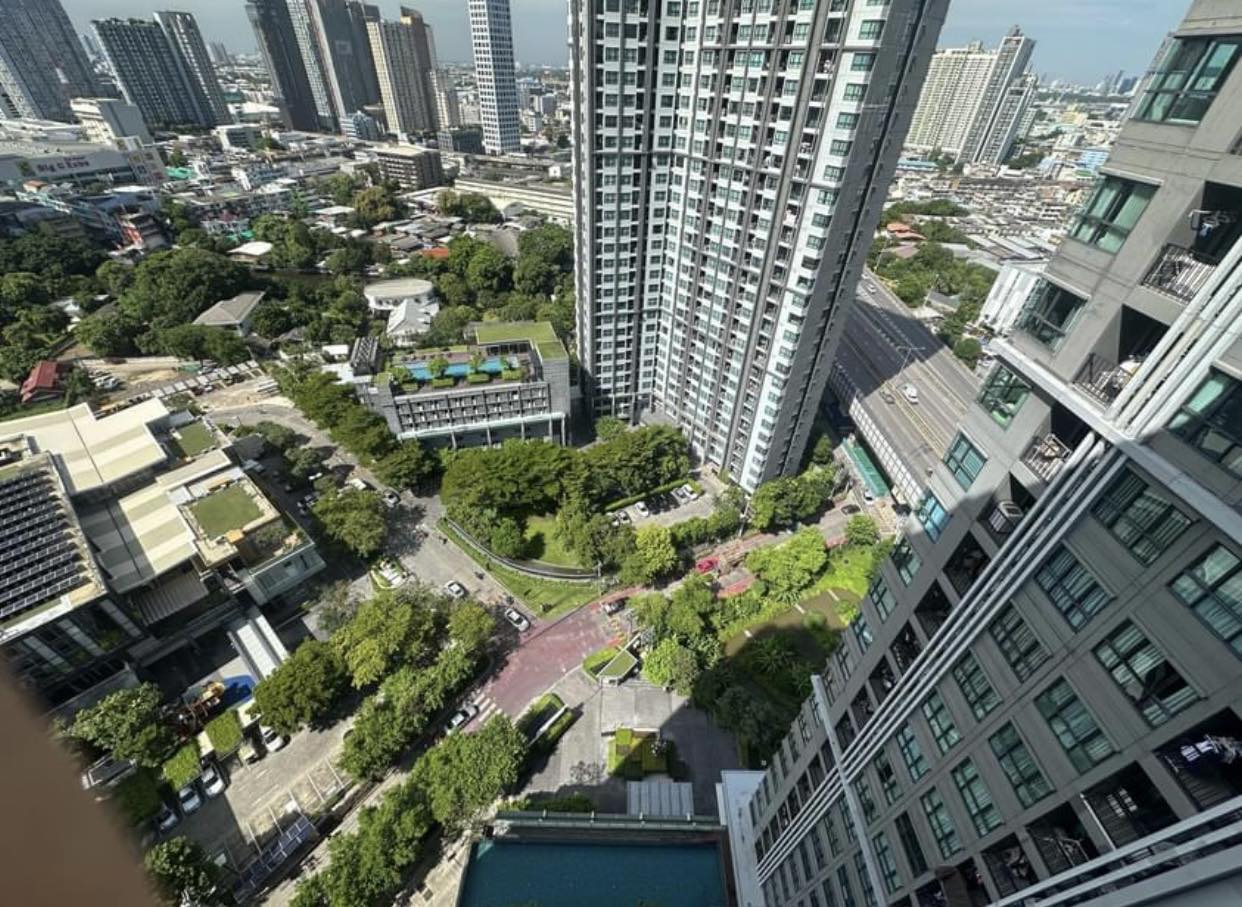 ให้เช่า คอนโด เดอะ เบส พาร์ค อีสท์ พื้นที่ 31 ตร.ม 1 ห้องนอน ราคา 15,900 บาท/เดือน