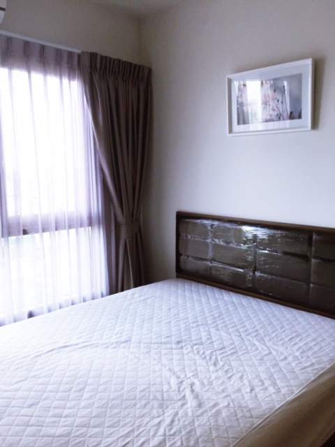 ให้เช่าคอนโด เดอะ สเตจ เตาปูน อินเตอร์เชนจ์ พื้นที่ 33 ตร.ม. 1 ห้องนอน. เช่า 10,500 บ/ด