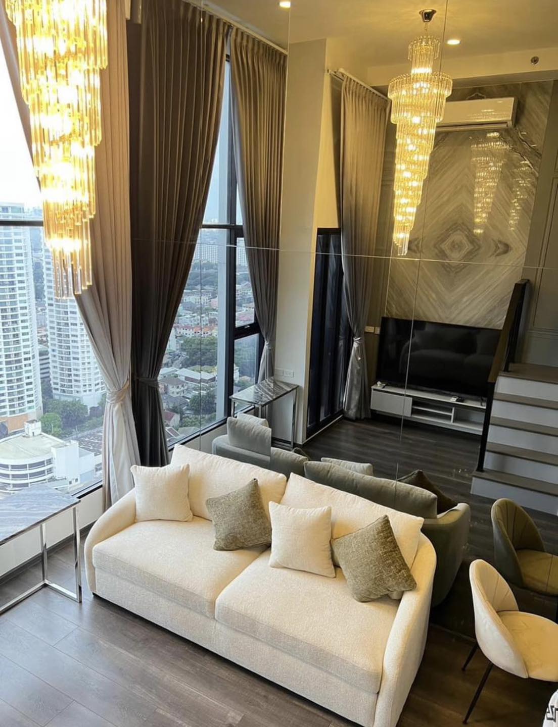 ให้เช่า ไนท์บริดจ์ สเปซ รัชโยธิน 37ตร.ม Duplex 1 ห้องนอน ราคา 26,000 บาท/เดือน