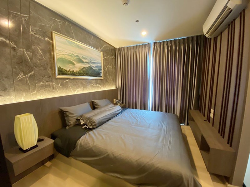 ให้เช่าคอนโดไลฟ์ อโศก พื้นที่ 35 ตร.ม. 1 ห้องนอน เช่า 20,000 บ/ด