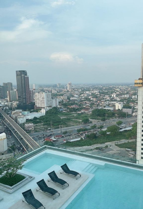 ขาย/ให้เช่า ไนท์บริดจ์ ไพร์ม รัชโยธิน 55 ตร.ม. 2 ห้องนอน. เช่า 38,000 บาท ขาย 11.8 ล้าน