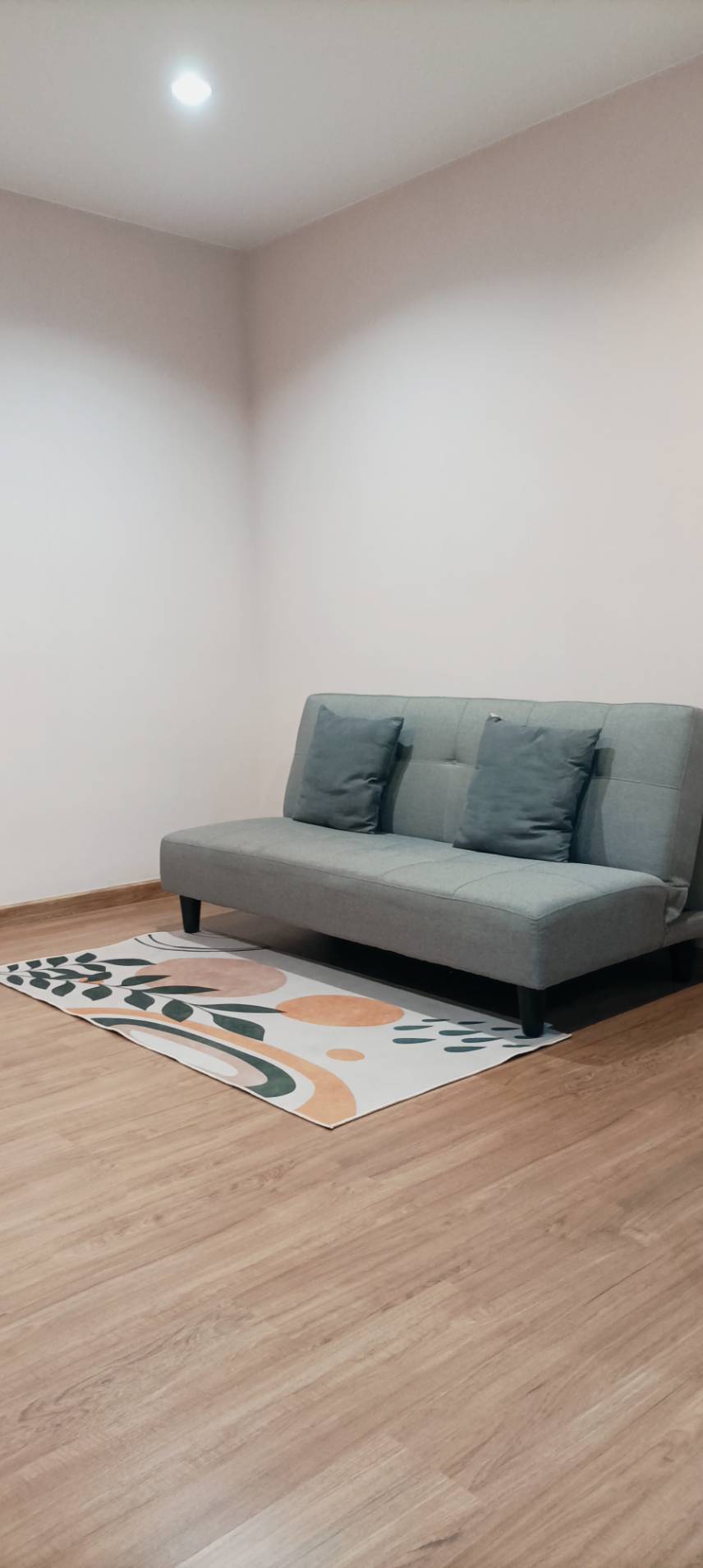 ขาย/ให้เช่า เดอะ ทรี อินเตอร์เชนจ์ พื้นที่ 36 ตร.ม. 1 ห้องนอน เช่า 10,500 บ/ด ขาย 2.9 ล้านบาท