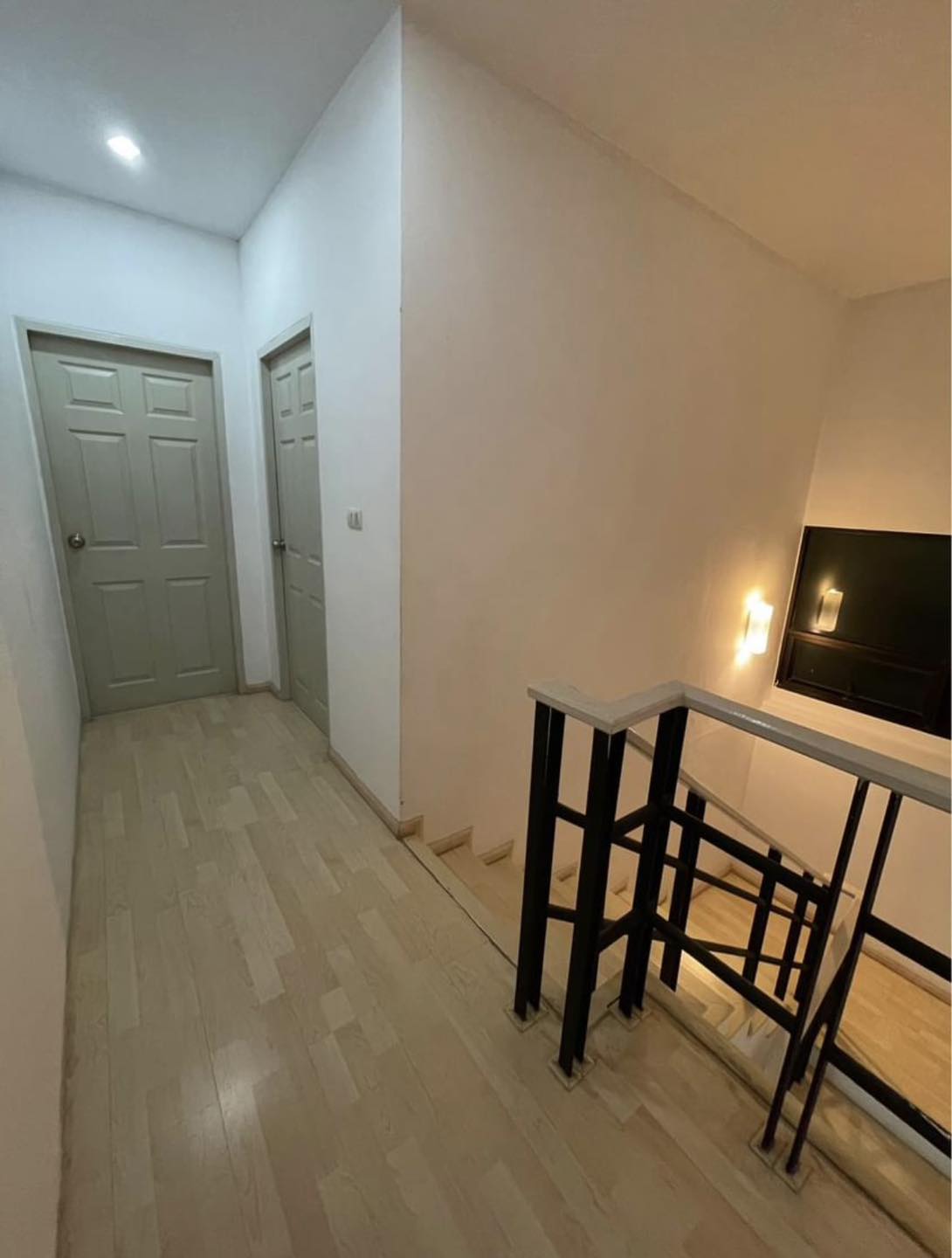 ให้เช่าทาวน์โฮม 3 ชั้น ย่านลาดปลาเค้า 21 ตร.ว. 3 ห้องนอน ราคา 24,000 บาท/เดือน