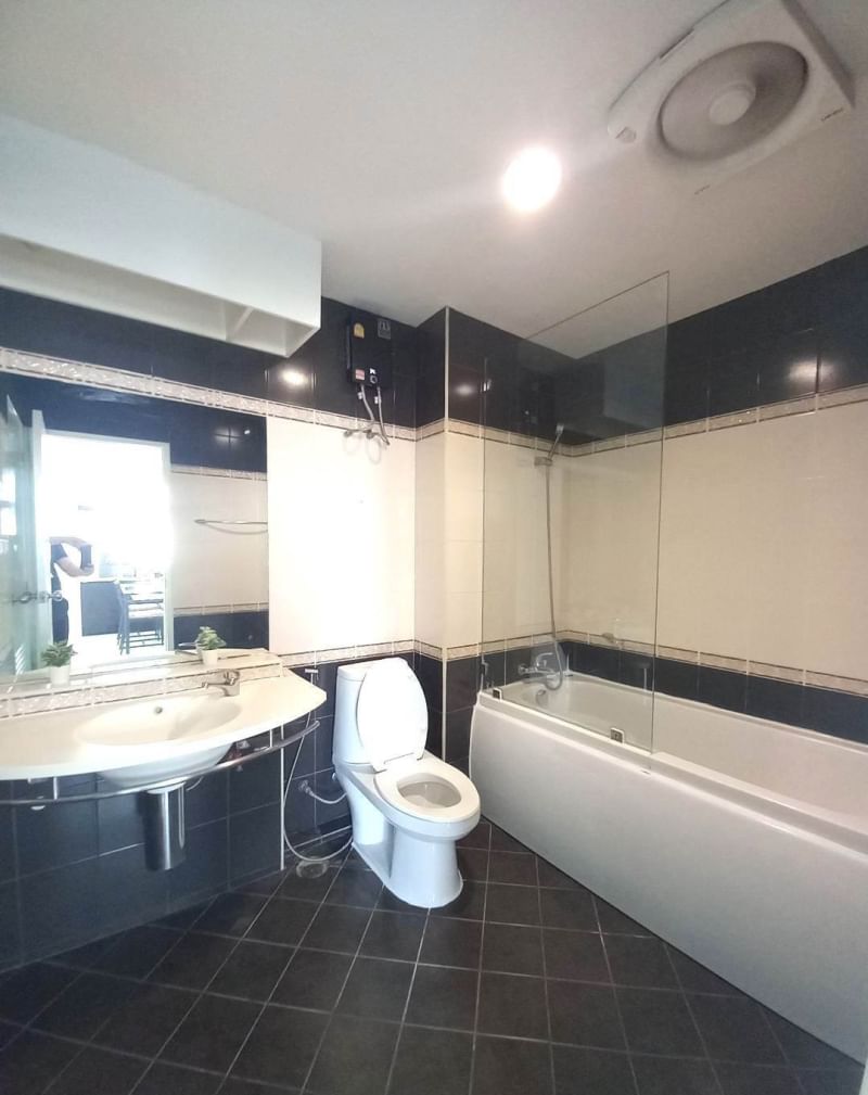 ให้เช่าคอนโด เดอะ แคปิตอล สุขุมวิท 30/1 พื้นที่ 92 ตรม. 1 ห้องนอน เช่า 39,000 บ/ด