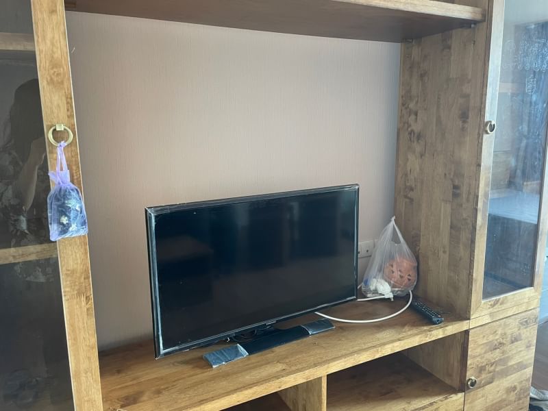 ให้เช่าคอนโด เดอะ ทรี อินเตอร์เชนจ์ พื้นที่ 37 ตร.ม. 1 ห้องนอน เช่า 10,500 บ/ด