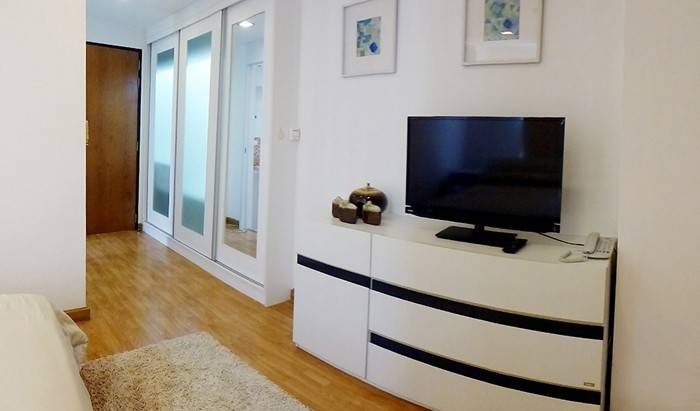 ให้เช่าคอนโด ดิ แอลโคฟ 49 พื้นที่ 68 ตร.ม. 2 ห้องนอน เช่า 30,000 บ/ด