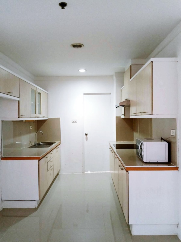 ให้เช่าคอนโด เดอะ วอเตอร์ฟอร์ด ไดมอนด์ สุขุมวิท 30/1 146 ตรม. 3 ห้องนอน 65,000 บ/ด