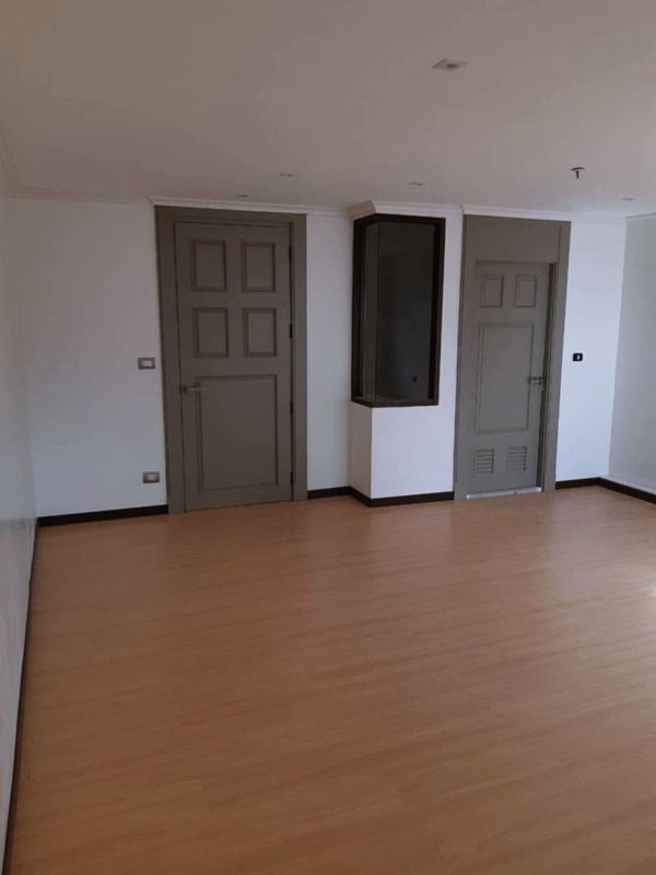 ขายคอนโด คาลิสต้า แมนชั่น พื้นที่ 600 ตร.ม. 5 ห้องนอน (เพนต์เฮ้าส์) ขาย 88 ล้านบาท