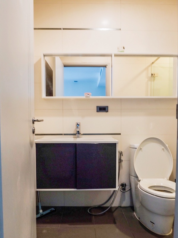 ให้เช่า คอนโด วายน์ สุขุมวิท พื้นที่ 62 ตร.ม. 2 ห้องนอน เช่า 30,000 บ/ด