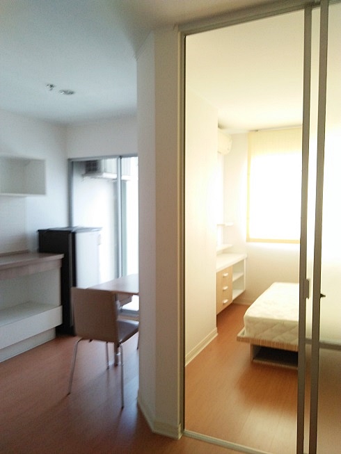 ให้เช่าลุมพินี คอนโดทาวน์ รามอินทรา-นวมินทร์ พื้นที่ 27 ตร.ม. 1 ห้องนอน เช่า 7,000 บ/ด