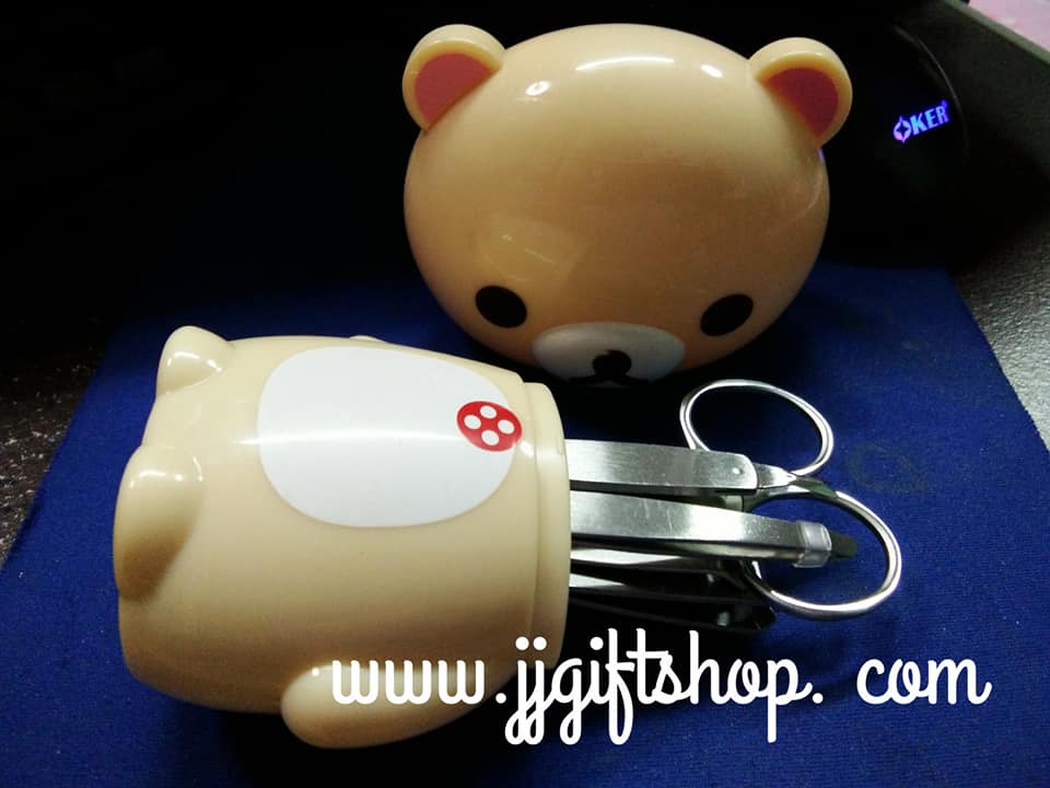 ชุดอุปกรณ์ตัดเล็บ ริลัคคุมะ Rilakkuma มี 4 ชิ้น