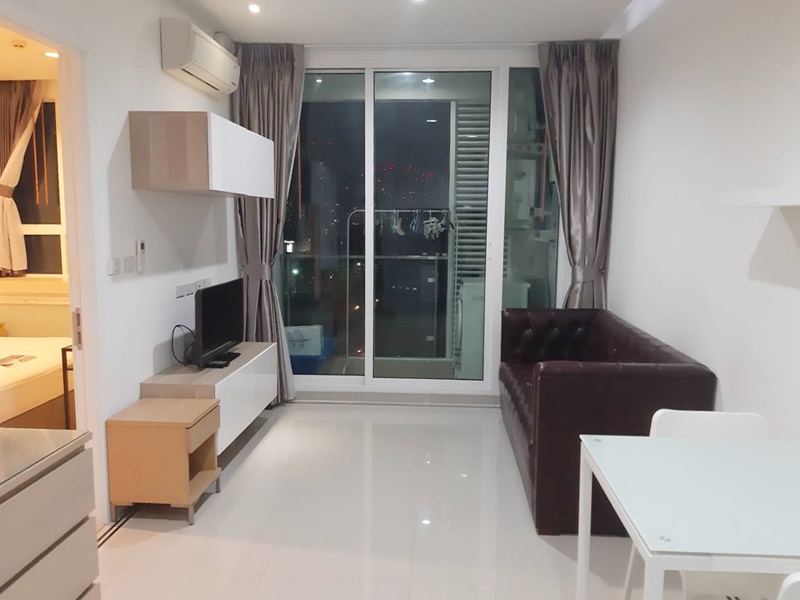 ให้เช่าคอนโด ทีซี กรีน พระราม 9 พื้นที่ 42 ตร.ม. 1 ห้องนอน เช่า 16,000 บ/ด