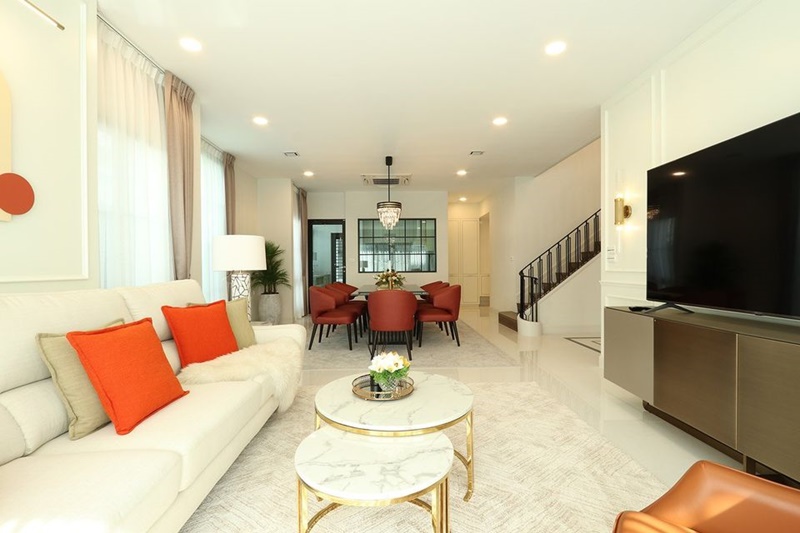 ให้เช่าบ้านเดี่ยว 2 ชั้น ย่านสะพานสูง 111 ตรว. 4 ห้องนอน เช่า 320,000 บาท/เดือน
