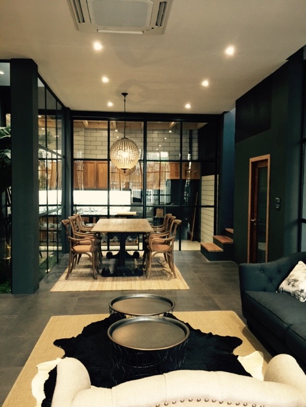 ขายโฮมออฟฟิต 2 ชั้น ย่านเจริญราษฎร์ พื้นที่ 30 ตรว. 3 ห้องนอน ขาย 16 ล้านบาท