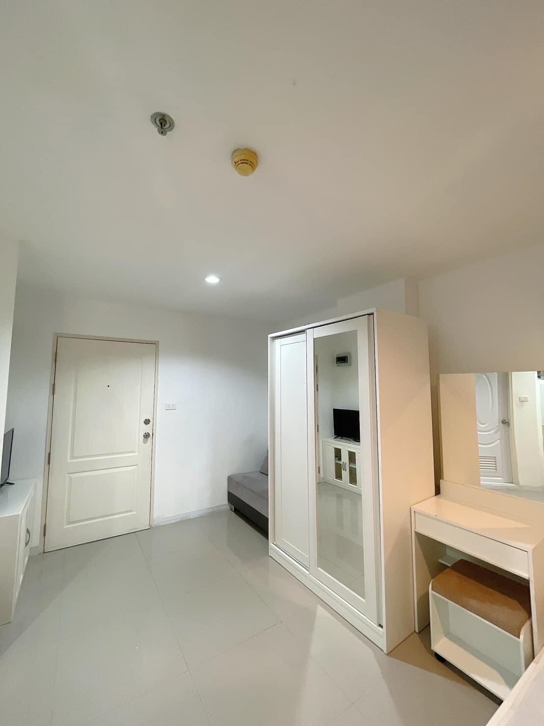 ให้เช่า ลุมพินี คอนโดทาวน์ รามอินทรา - นวมินทร์ 25 ตรม. สตูดิโอ เช่า 6,000 บาท/เดือน