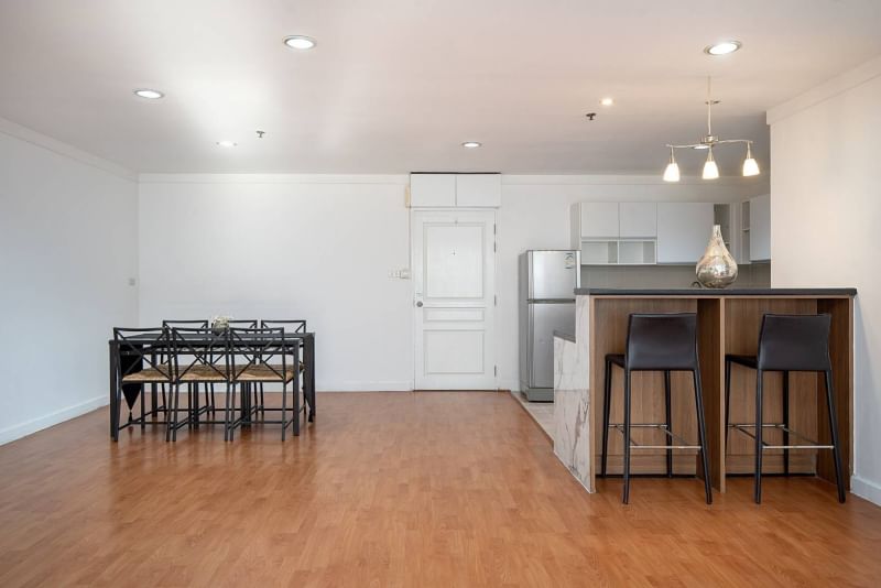 ให้เช่าคอนโด เดอะ วอเตอร์ฟอร์ด ไดมอนด์ สุขุมวิท 30/1 121 ตรม. 3 ห้องนอน 45,000 บ/ด