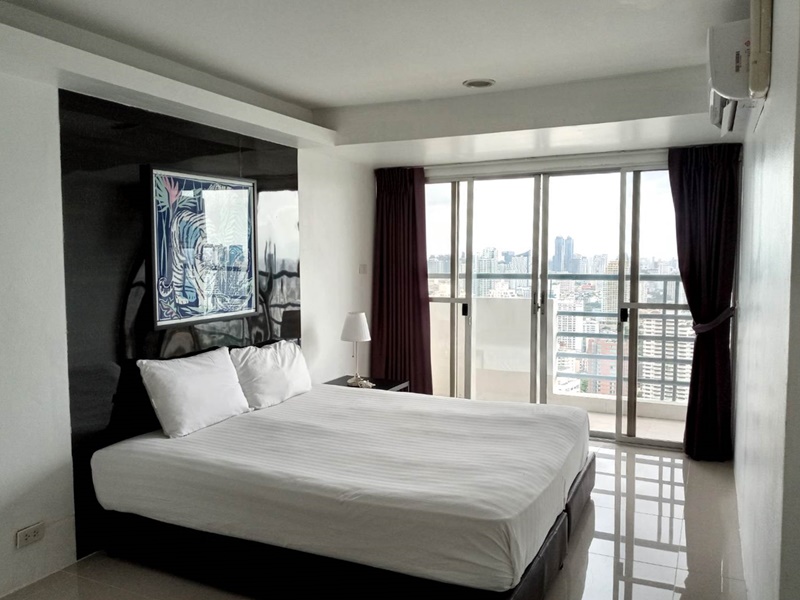 ให้เช่าคอนโด เดอะ วอเตอร์ฟอร์ด ไดมอนด์ สุขุมวิท 30/1 146 ตรม. 3 ห้องนอน 65,000 บ/ด