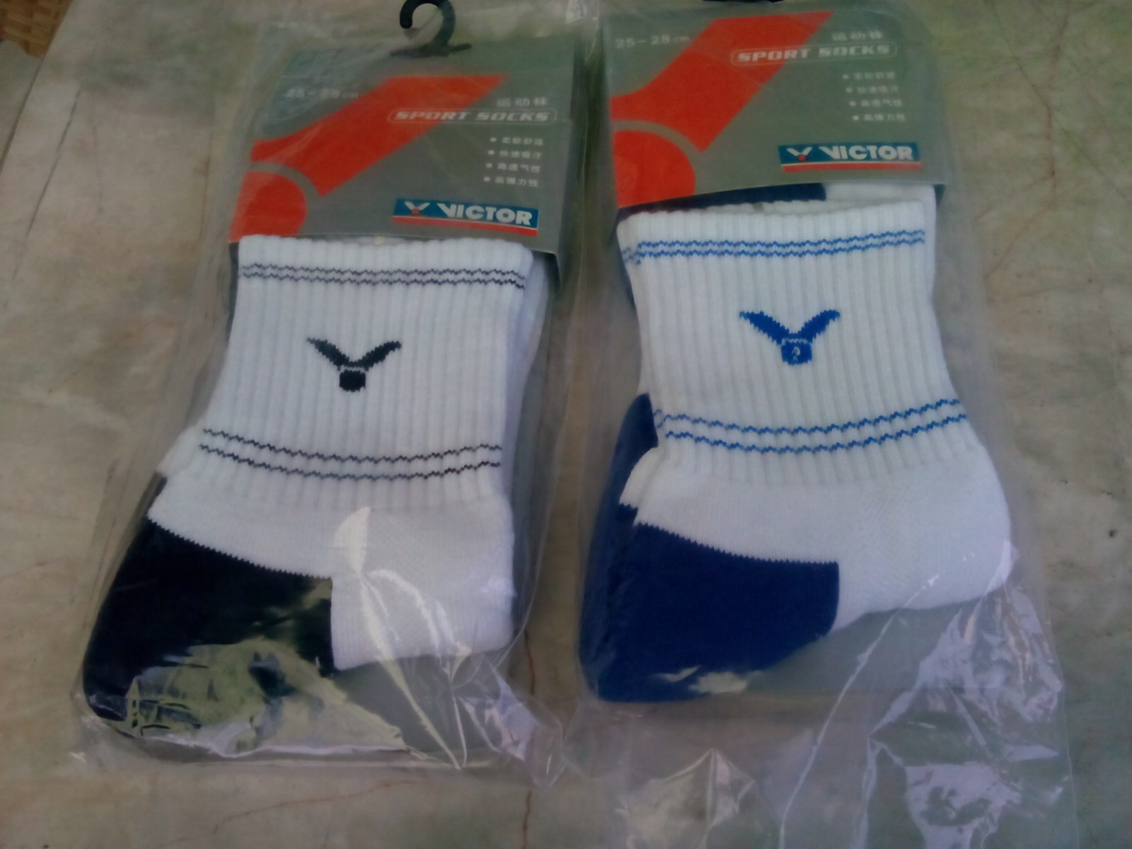 ถุงเท้ายาว Victor / Sock Victor