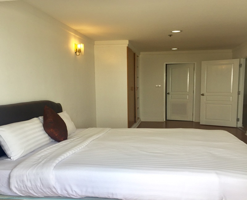 ให้เช่าคอนโด เดอะ วอเตอร์ฟอร์ด ไดมอนด์ 146 ตรม. 3 ห้องนอน เช่า 44,700 บ/ด