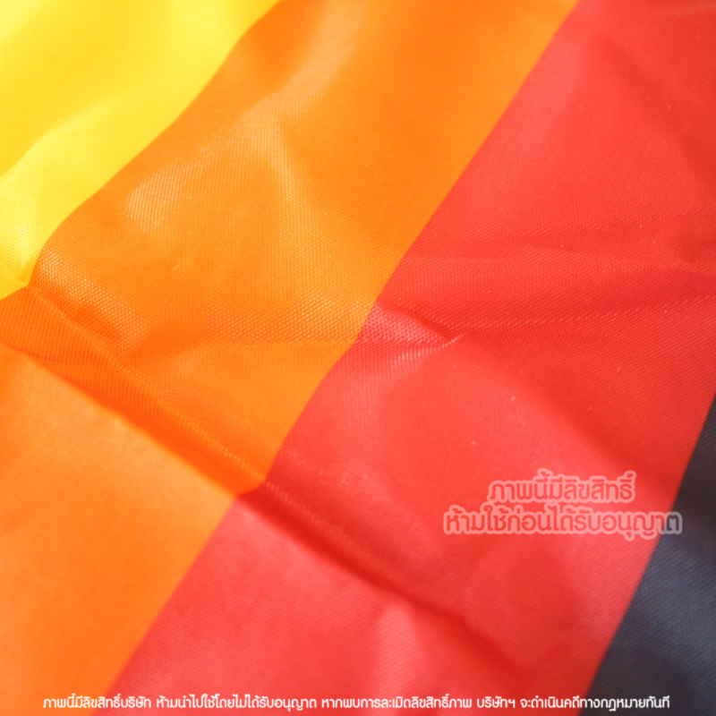 เบาะรองรถเข็น สีรุ้ง