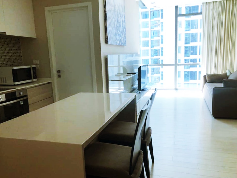 ให้เช่าคอนโด เดอะ รูม สุขุมวิท 21 พื้นที่ 50 ตร.ม. 1 ห้องนอน เช่า 27,000 บ/ด