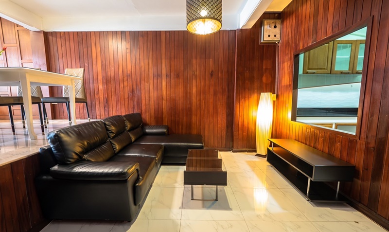 ให้เช่าทาวน์เฮ้าส์ 4 ชั้น ย่านเอกมัย 26 พื้นที่ 24 ตรว. 5 ห้องนอน เช่า 50,000 บ/ด