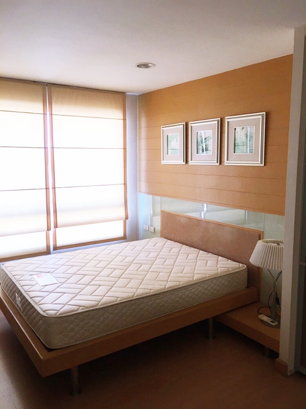 คอนโดให้เช่า เดอะ บางกอก ถนนทรัพย์ พื้นที่ 54 ตรม. 1 ห้องนอน เช่า 25,000 บ/ด