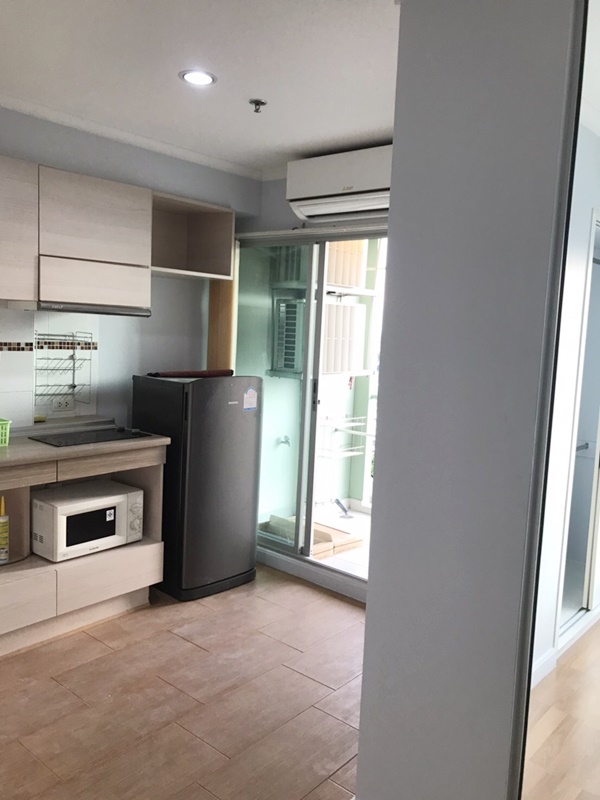 ให้เช่าคอนโด ลุมพินี เพลส พระราม 4-กล้วยน้ำไท 28 ตร. ม. 1 ห้องนอน เช่า 9,500 บ/ด