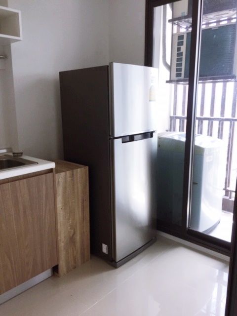 ให้เช่าคอนโด เดอะ สเตจ เตาปูน อินเตอร์เชนจ์ พื้นที่ 33 ตร.ม. 1 ห้องนอน. เช่า 10,500 บ/ด