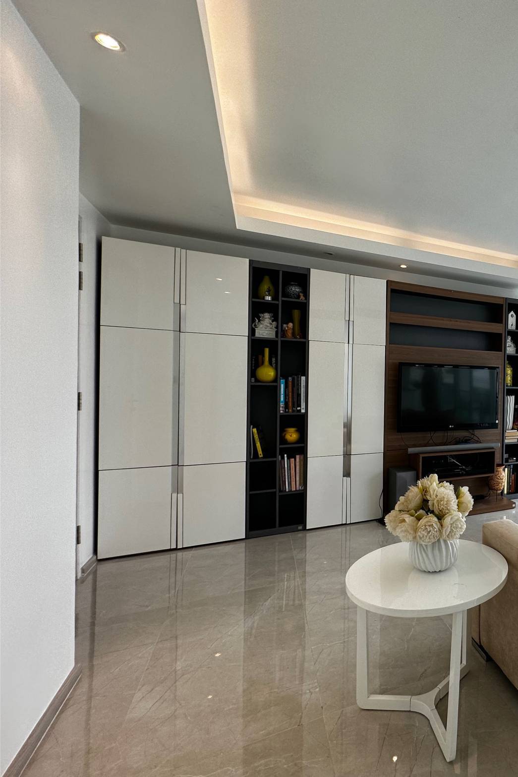 ให้เช่าคอนโด โฟคัส ออน ศาลาแดง พื้นที่ 57 ตรม. 2 ห้องนอน ราคาเช่า 40,000 /เดือน