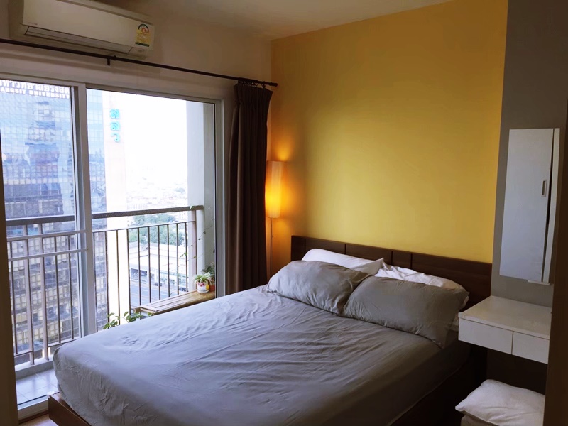 ให้เช่าคอนโด ซิม วิภา-ลาดพร้าว พื้นที่ 35 ตร.ม. 1 ห้องนอน เช่า 11,000 บ/ด