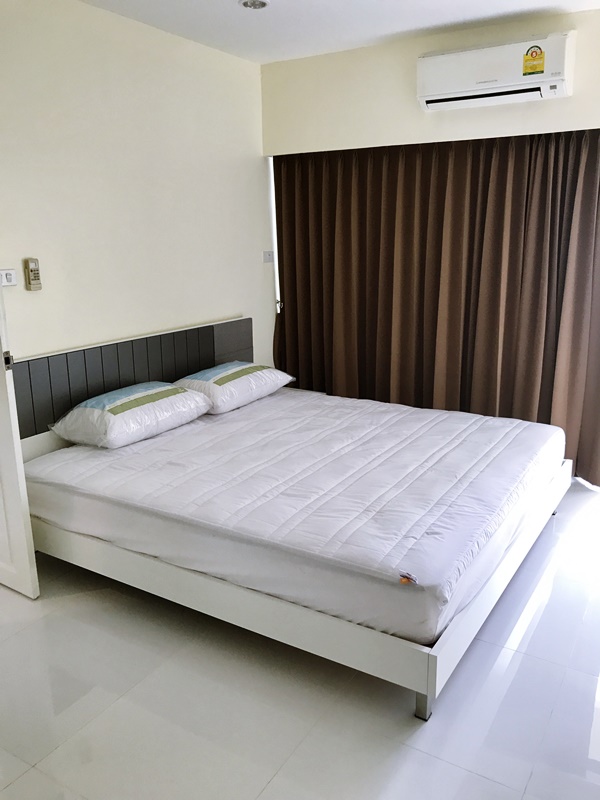 ให้เช่าคอนโด สราญใจ แมนชั่น พื้นที่ 55 ตร.ม. 1 ห้องนอน เช่า 13,500 บ/ด