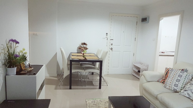 ขายคอนโด ลุมพินี เพลส พระราม 9 พื้นที่ 70 ตร.ม. 2 ห้องนอน ขาย 5.95 ล้านบาท