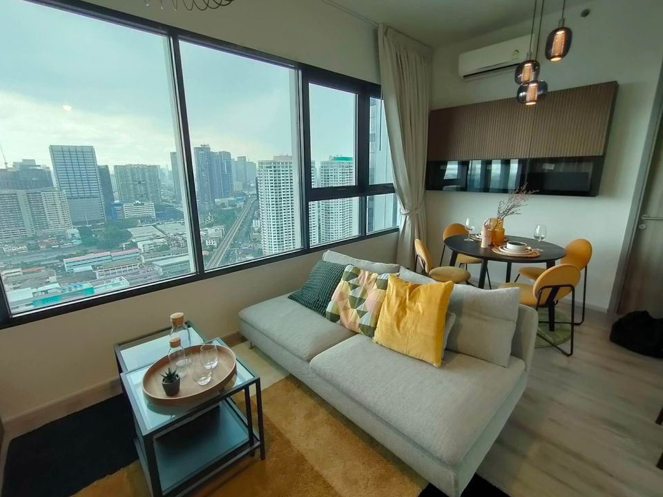 ให้เช่าคอนโด ไนท์บริดจ์ ไพร์ม รัชโยธิน พื้นที่ 53 ตร.ม. 2 ห้องนอน. เช่า 34,000 บ/ด