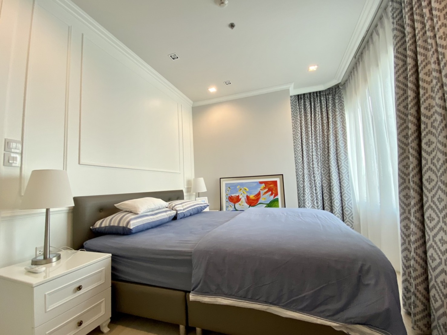 ให้เช่าคอนโด ไลฟ์ วัน ไวร์เลส พื้นที่ 63 ตร.ม. 2 ห้องนอน ให้เช่า 53,000 บ/ด